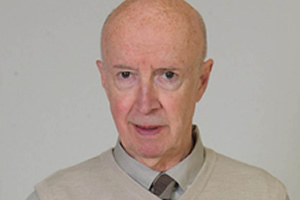 Benidorm. Glynn Flint (Alan David). Copyright: Tiger Aspect Productions. Benidorm. Glynn Flint (Alan David). Copyright: Tiger Aspect Productions.
