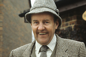 Ever Decreasing Circles. Martin Bryce (Richard Briers). Copyright: BBC. Ever Decreasing Circles. Martin Bryce (Richard Briers). Copyright: BBC.