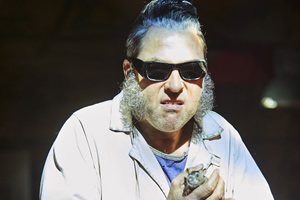 Ratburger. Burt (David Walliams). Copyright: King Bert Productions. Ratburger. Burt (David Walliams). Copyright: King Bert Productions.