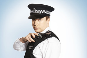 Sick Note. Officer Hayward (Daniel Rigby). Copyright: King Bert Productions. Sick Note. Officer Hayward (Daniel Rigby). Copyright: King Bert Productions.