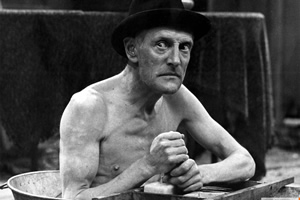 Steptoe And Son. Albert Steptoe (Wilfrid Brambell). Copyright: BBC. Steptoe And Son. Albert Steptoe (Wilfrid Brambell). Copyright: BBC.