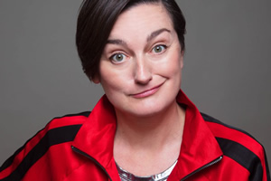 Zoe Lyons. Zoe Lyons.