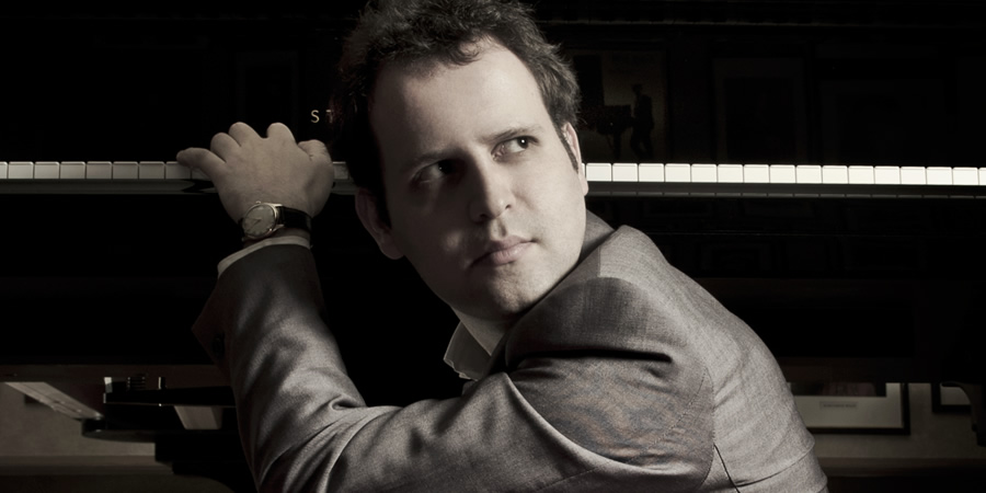 Adam Kay. Copyright: Idil Sukan. Adam Kay. Copyright: Idil Sukan.