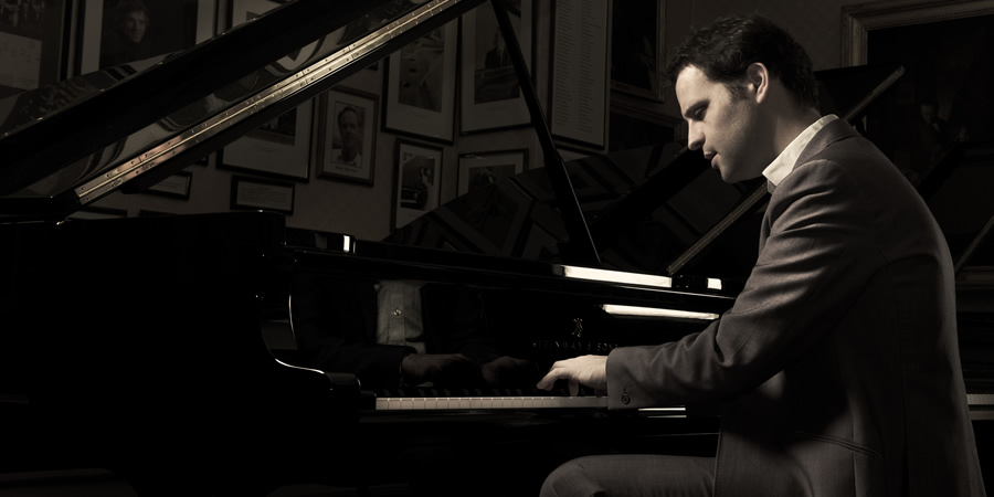 Adam Kay. Copyright: Idil Sukan. Adam Kay. Copyright: Idil Sukan.