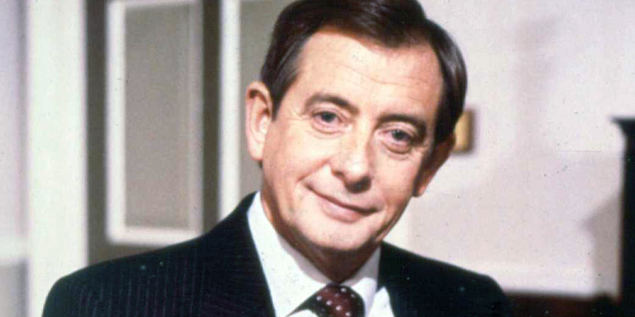 Yes, Prime Minister. Bernard Woolley (Derek Fowlds). Copyright: BBC. Yes, Prime Minister. Bernard Woolley (Derek Fowlds). Copyright: BBC.