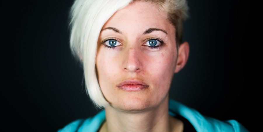 Harriet Dyer. Harriet Dyer.