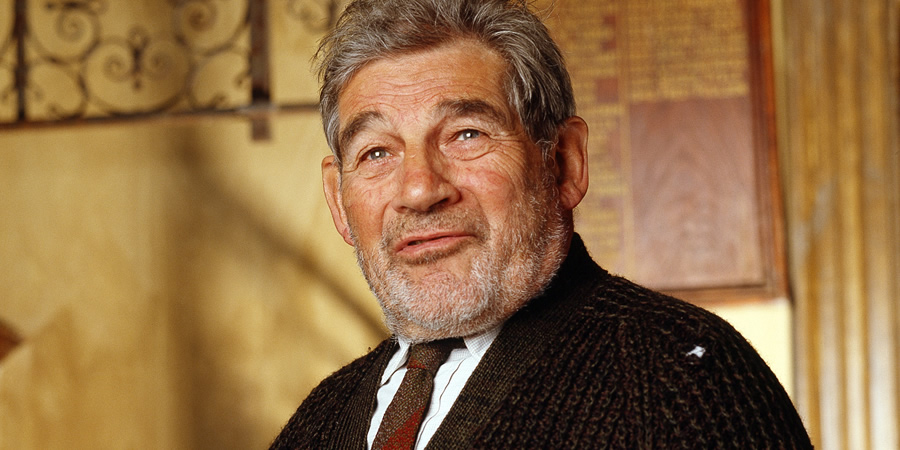 The Vicar Of Dibley. Jim Trott (Trevor Peacock). Copyright: Tiger Aspect Productions. The Vicar Of Dibley. Jim Trott (Trevor Peacock). Copyright: Tiger Aspect Productions.