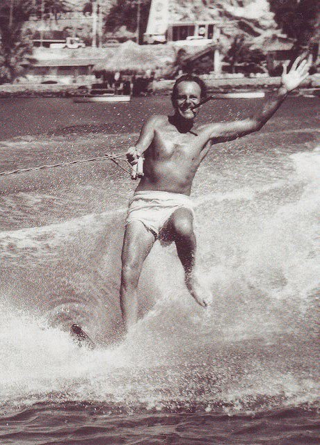 Terry-Thomas water skiing. Terry-Thomas. Terry-Thomas water skiing. Terry-Thomas.