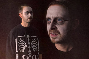 Brett Domino - Spook Me Up